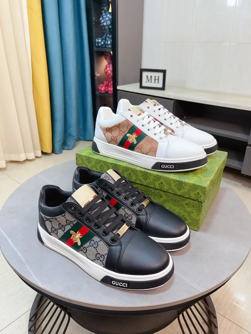 Men's shoes 💰420🌹🌹GUCCI [Gucci] New high-end brand of men's shoes, the latest fashionable casual men's shoes, trendy and versatile, relaxed and sporty style, uppers imported from Italy, first-layer cowhide, genuine leather lining, and ultra-fine workmanship. Original personalized fashionable rubber wear-resistant outsole, light and comfortable on the foot, size 38-44